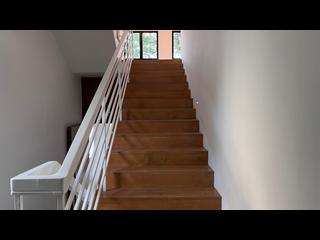The Peak - Strawberry Hill 05