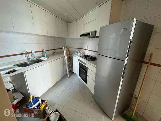 Mid Levels Central - Robinson Place 02