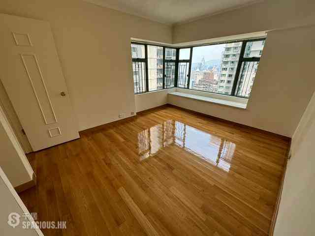 Mid Levels Central - Robinson Place 11