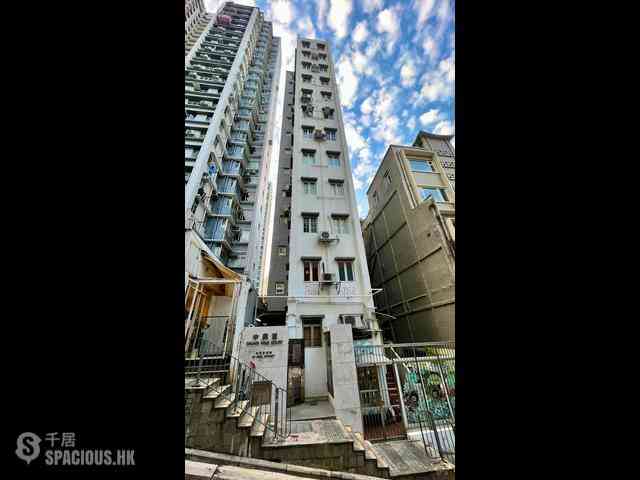 Soho - Chung Hing Court 04