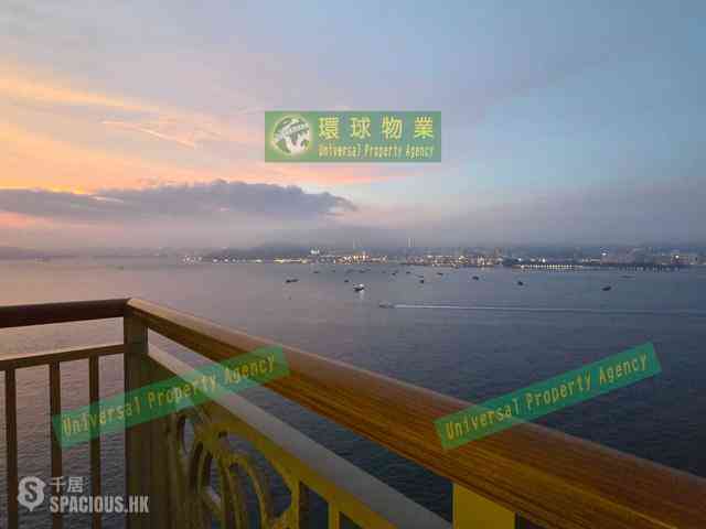 Kennedy Town - The Merton Tower 1 04