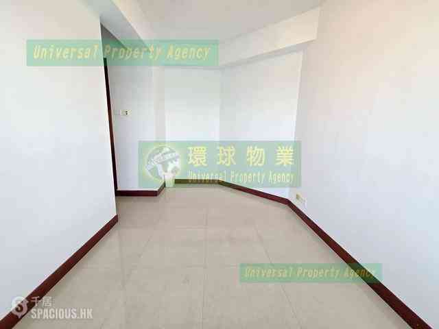 Kennedy Town - The Merton Tower 1 11