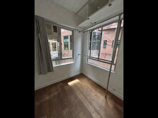 Mid Levels Central - Rich Court 03