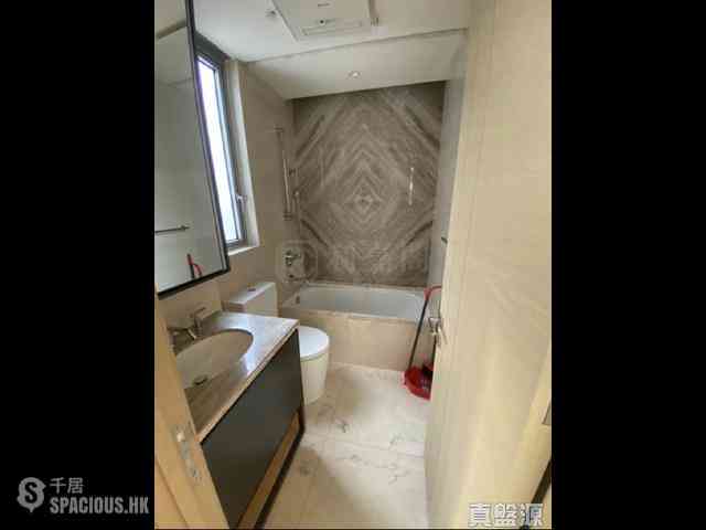 Sai Wan Ho - Island Residence 06