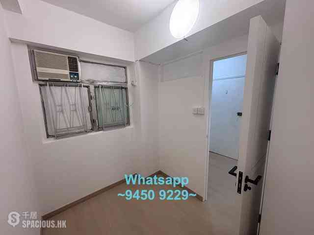Sai Ying Pun - 224-226, Des Voeux Road West 05