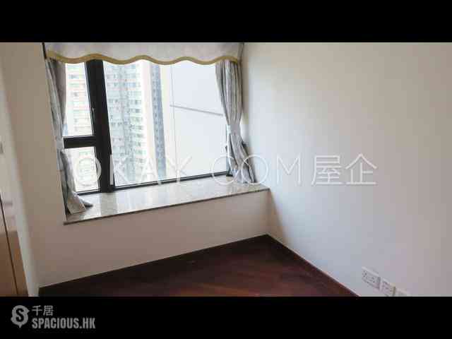 West Kowloon - The Arch 03
