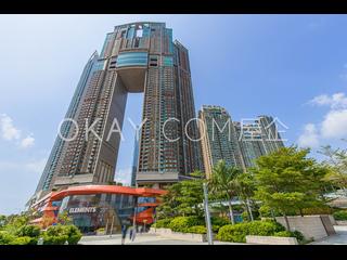West Kowloon - The Arch 12