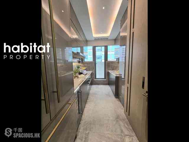 Sai Ying Pun - Upper Manor 06