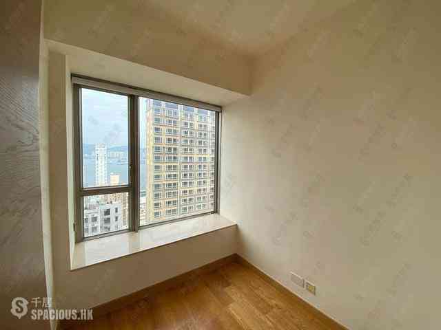 Sai Ying Pun - Island Crest Block 1 09