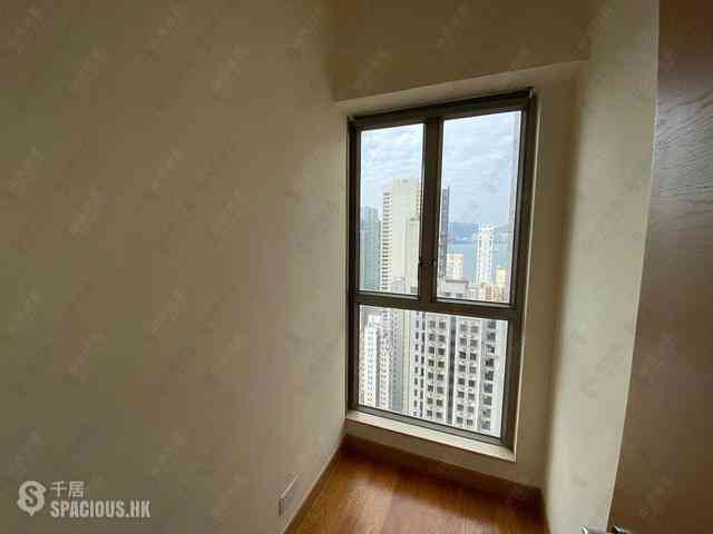 Sai Ying Pun - Island Crest Block 1 11