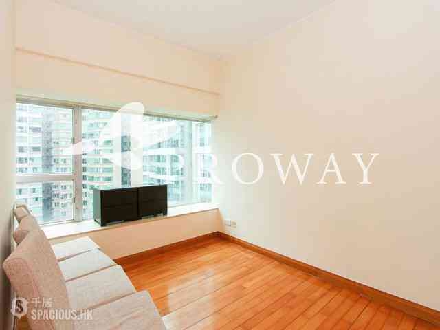West Kowloon - The Waterfront 04