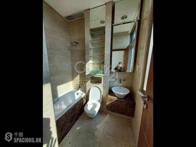 Repulse Bay - Grosvenor Place 02