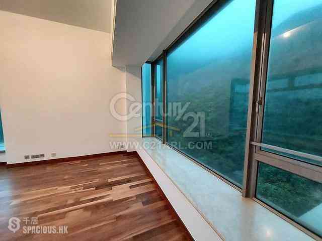 Repulse Bay - Grosvenor Place 13