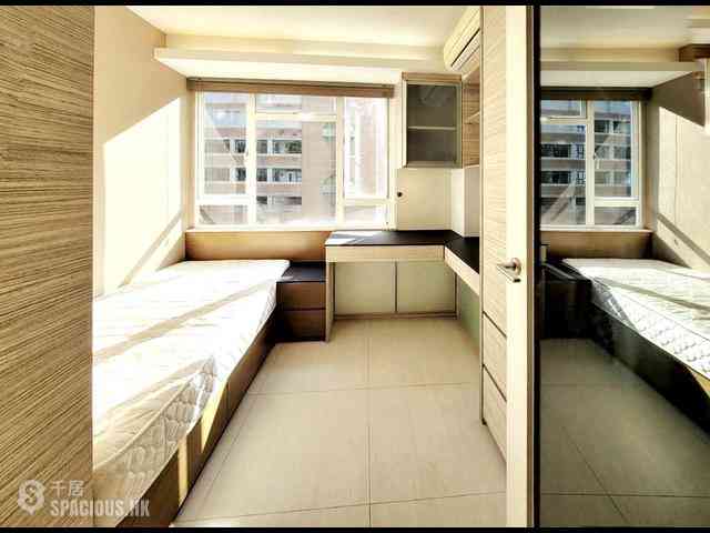 Wan Chai - Phoenix Court 04