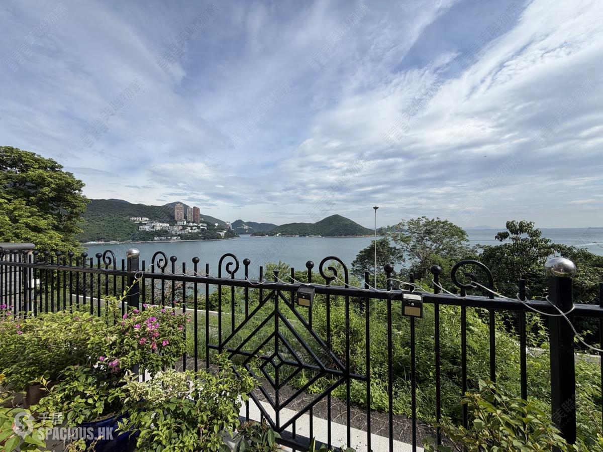 Shouson Hill - Bay Villas 01