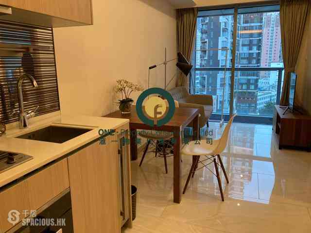Sai Ying Pun - King's Hill 01