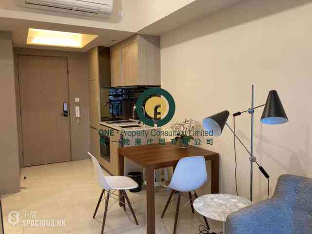 Sai Ying Pun - King's Hill 05