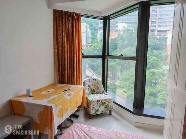Shek Tong Tsui - One South Lane 02