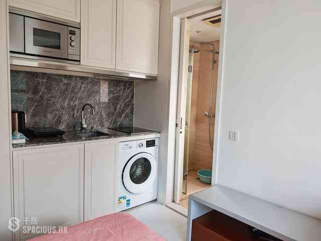 Shek Tong Tsui - One South Lane 03