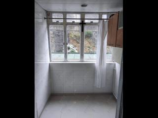 Pok Fu Lam - Baguio Villa Block 23 02