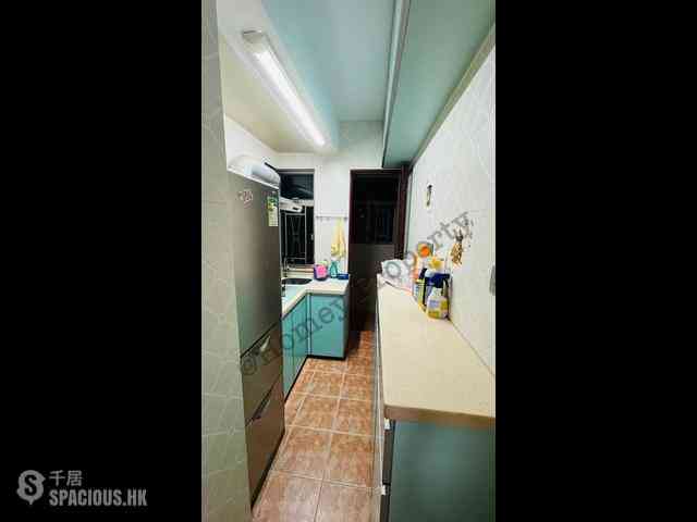 Kennedy Town - Leader House 04