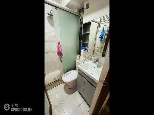 Kennedy Town - Leader House 05