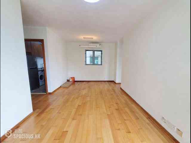 Tung Chung - Seaview Crescent 08
