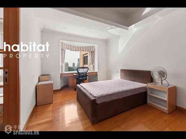Mid Levels Central - Garden Terrace 13