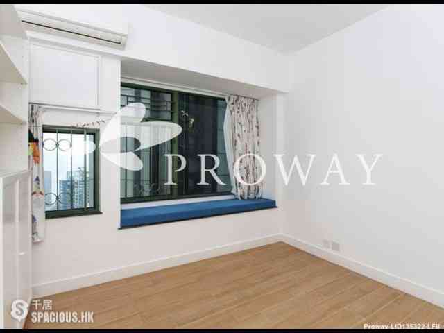 Mid Levels Central - Robinson Place Block 1 07