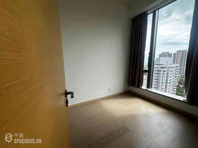 Wong Chuk Hang - The Southside Phase 2 La Marina Tower 2B 04