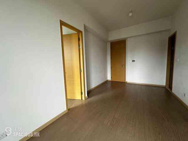 Wong Chuk Hang - The Southside Phase 2 La Marina Tower 2B 03