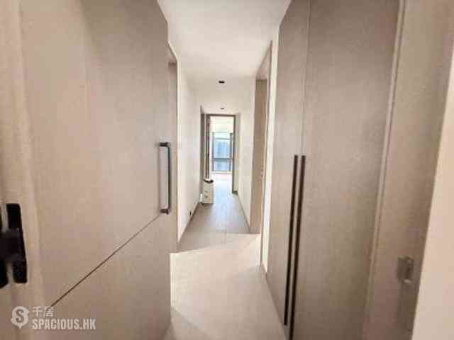 Repulse Bay - Fortuna Court 13