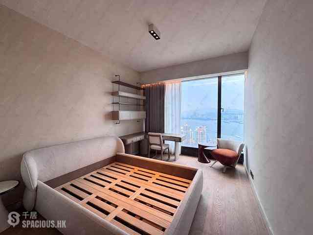 Mid Levels West - The Legacy Phase 2 Tower 1 06