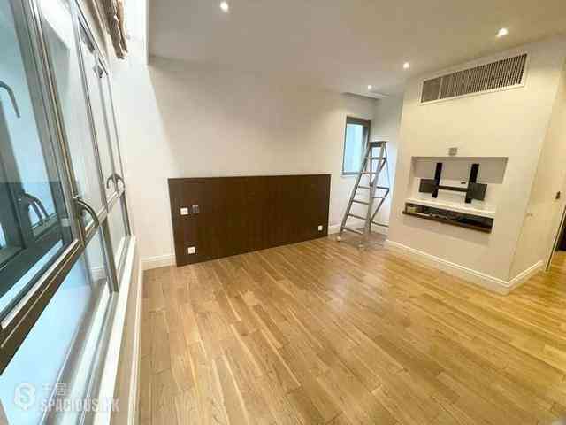 Mid Levels Central - Kam Yuen Mansion 10