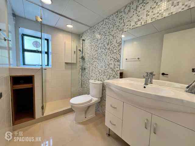 Mid Levels East - Monmouth Place 02