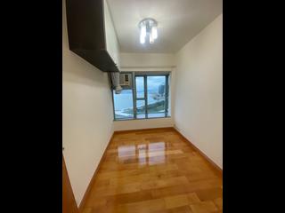 Tung Chung - Caribbean Coast Phase 2 Albany Cove Tower 7 07