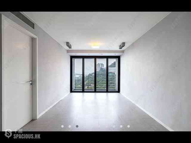 Pok Fu Lam - Bisney Terrace 01