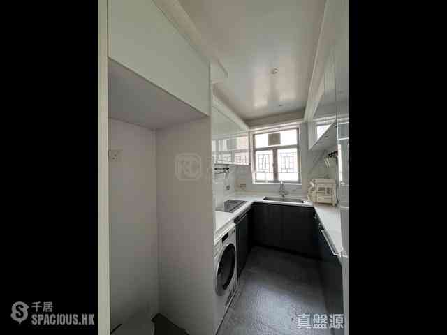 Sai Ying Pun - Island Crest 06