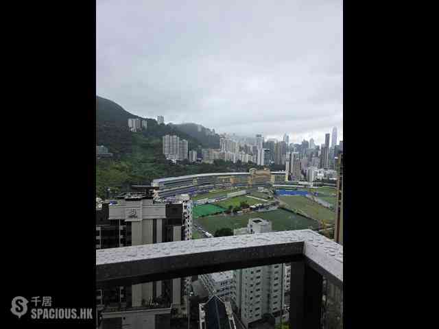 Happy Valley - Broadwood Twelve 01