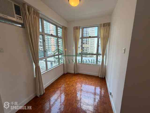 Mid Levels Central - Woodlands Court 06