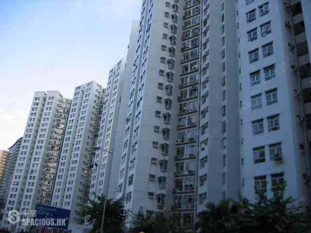 鲗鱼涌 - 康山花园4座 01