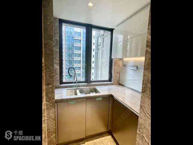 Wong Chuk Hang - The Southside Phase 3C Blue Coast II Tower 3 07