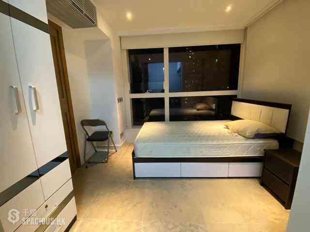 Shek Tong Tsui - Eight South Lane 02