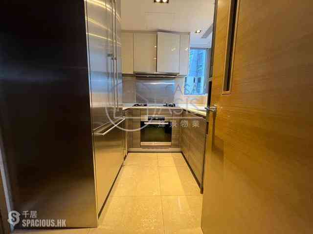 Sai Ying Pun - The Summa 02