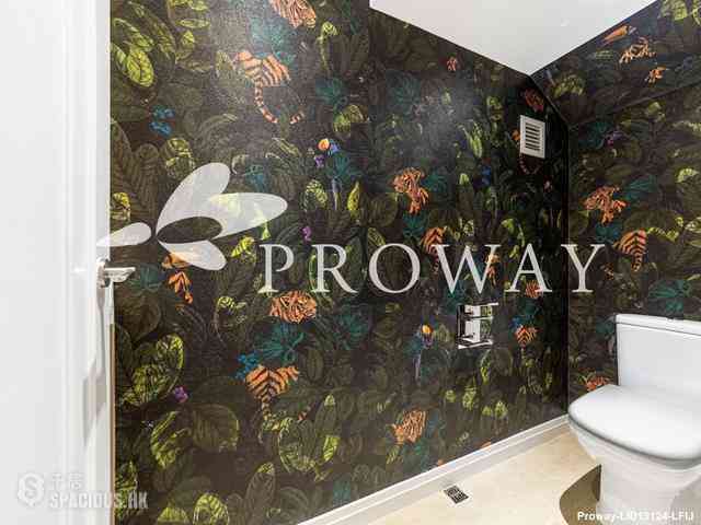 The Peak - Strawberry Hill 11