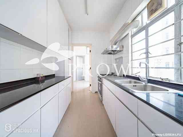 Pok Fu Lam - Scenic Villas 10