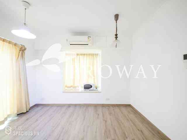 Kennedy Town - University Heights 05