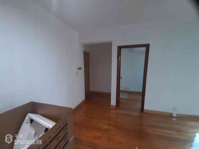 Sheung Wan - The Bellevue Place 10