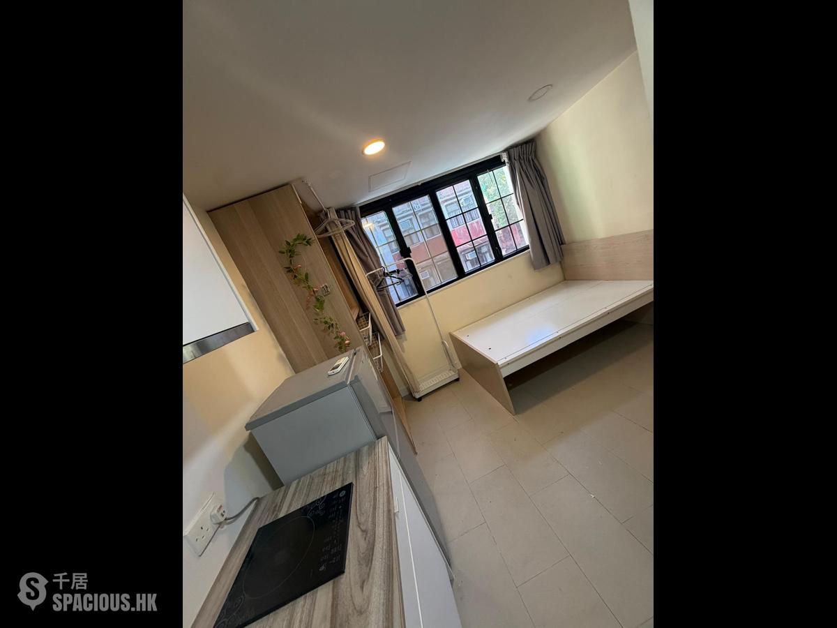Sai Ying Pun - 20, Third Street 01