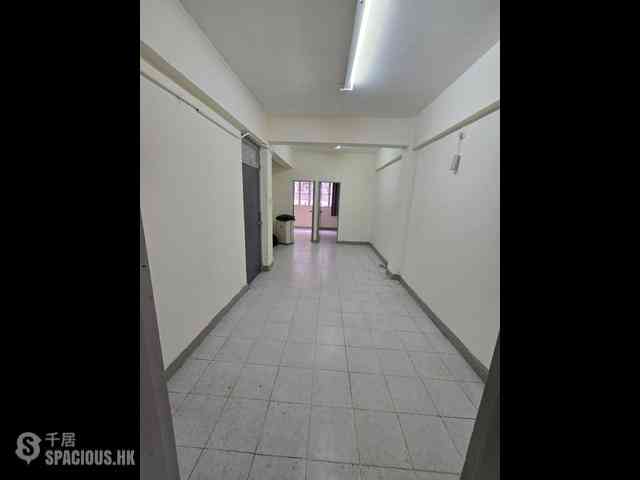Sai Ying Pun - 288, Des Voeux Road West 04